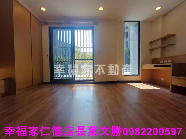 中西區透天-6