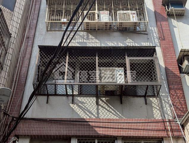 新北板橋公寓法拍-1