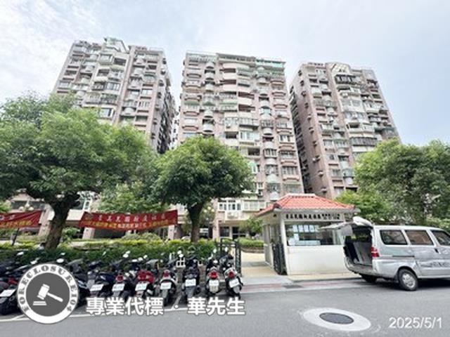 台北文山區法拍大樓-1