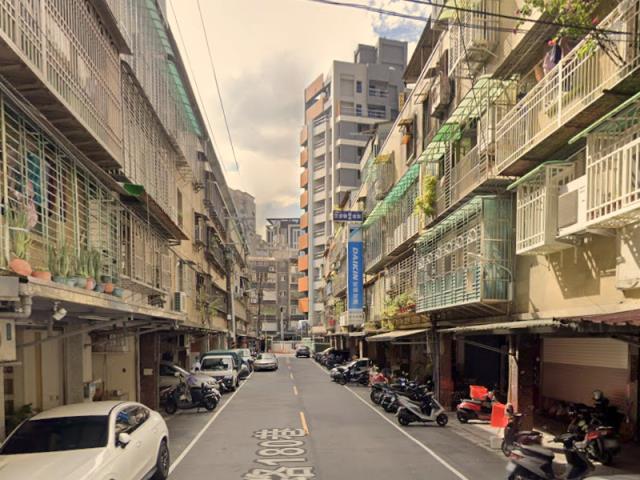 新北板橋公寓法拍-11