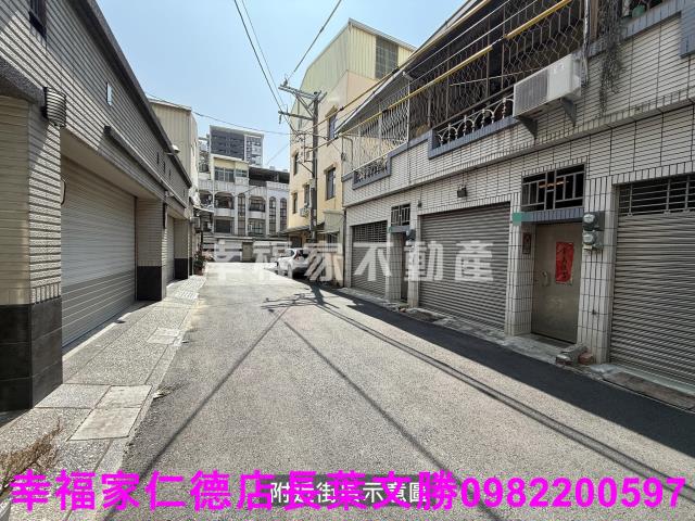 東區透天-8