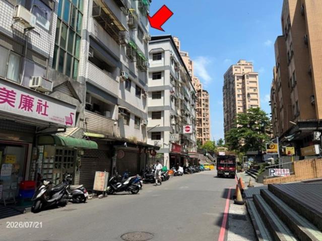 新北拍賣華廈-4