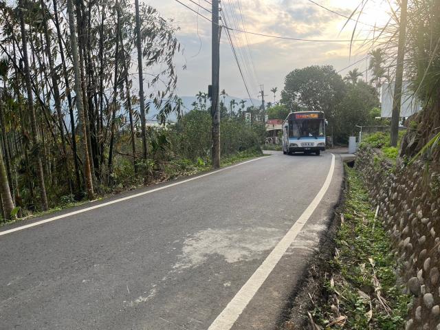 南投鹿谷山坡地-14