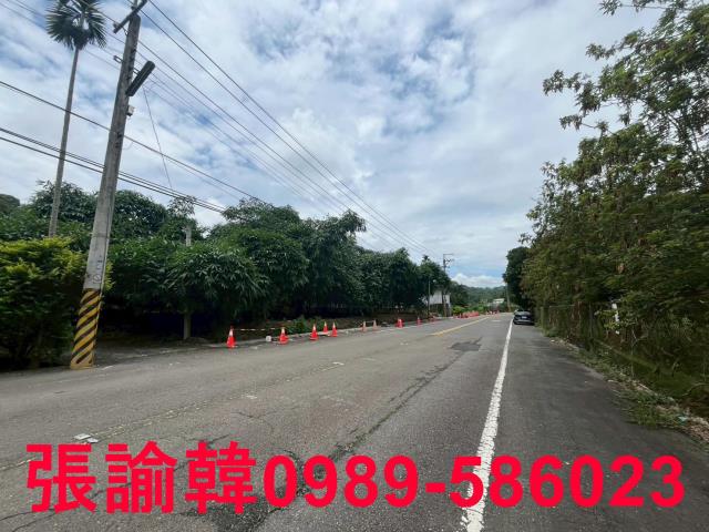 南投草屯山坡地-4